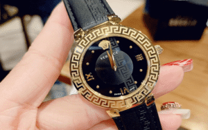 Đồng hồ Versace - siêu phẩm đồng hồ đeo tay thời trang từ Ý