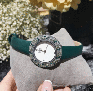 Đồng hồ Burgi - tinh tế trong từng chi tiết nhỏ nhất