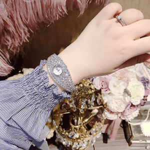 Đồng hồ Royal Crown - sản phẩm đáng sở hữu nhất hiện nay