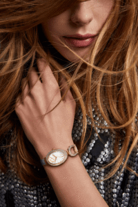 Đồng hồ Charriol biểu tượng của sức mạnh và lòng dũng cảm