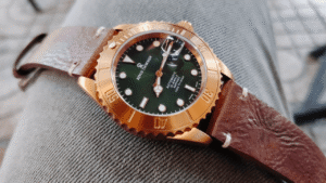 Đồng hồ thương hiệu Revue Thommen sản phẩm được các đời tổng thống ưa chuộng