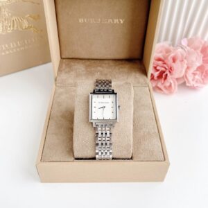 Đồng Hồ Burberry Nữ Chính Hãng Ladies Heritage Silver Wrist Watch