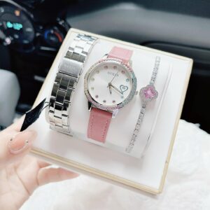 Đồng Hồ Guess Chính Hãng Nữ GW0657L1 Set Three Of Hearts Silver Set Ladies Watch