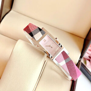 Đồng Hồ Burberry Chính Hãng Nữ BU1025 Heritage Pink Novacheck Women's Wacth